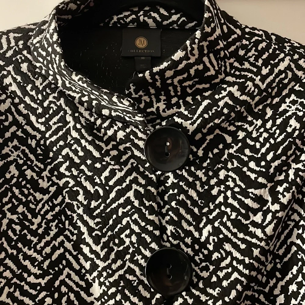 JM Collection Textured Jacket - Picture 2 of 3